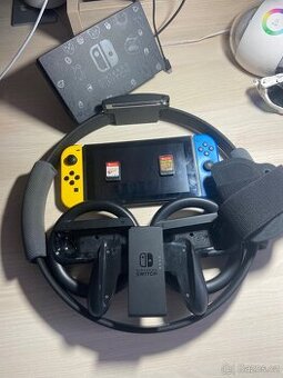Nintendo Switch + příslušenství