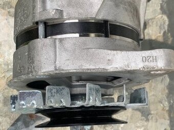 Prodám alternátor CASCO CAL30115AS, 12V 65A
