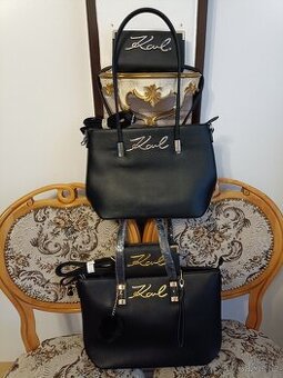 Kabelka Karl s peněženkou a popruhem jako set.