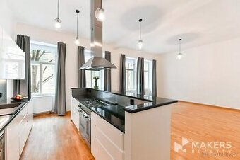 Pronájem mezonetového, stylového bytu 3+kk, 118 m², Praha 2 
