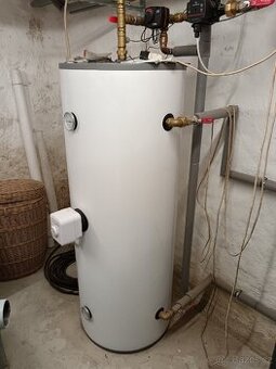 Akumulační nádrž Dražice NAD 250 v1