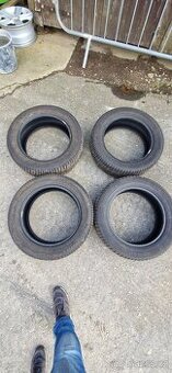 Prodám zimní pneu 225/55 R17 Continental Wintercontact