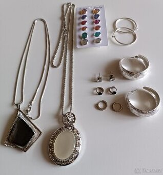 Bižuterie mix stříbrná