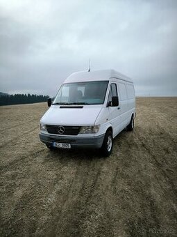 Mercedes-Benz Sprinter 312