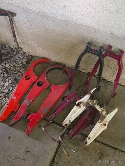 Díly Jawa Sport 250 350 361 590 19' kola californian ne ČZ