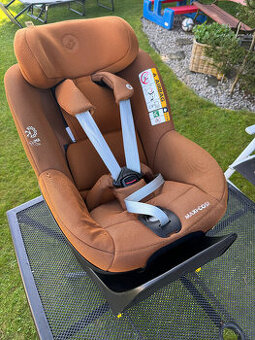 Maxi-Cosi Pearl 360 PRO 0-17,5kg se základnou FamilyFix