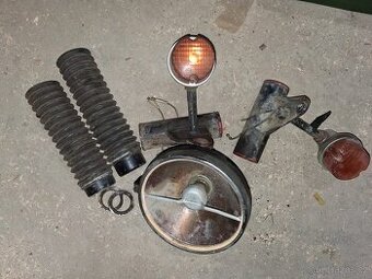 Jawa 350/634 držáky světla, kryty vidlice