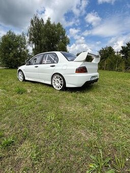 Mitsubishi Lancer Evo IX R4 - 1