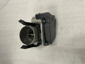 Škrtící klapka 1,4TSI, kód motoru CAX, 03C133062T