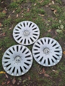 3x poklice originál VW "16"