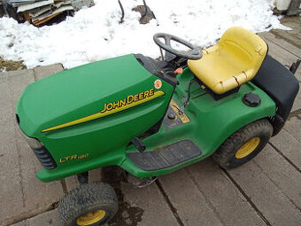 Zahradní traktor John Deere LTR 180 díly