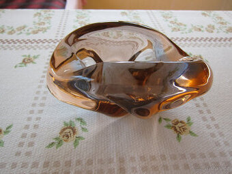 POPELNÍK -  HUTNÍ SKLO