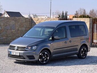 VW Caddy 2.0 TDi - 75kw - 7 mist - rok 2015