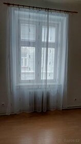 Záclona jemná dlouhá