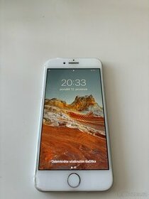 Iphone 8 64 gb - stříbrný