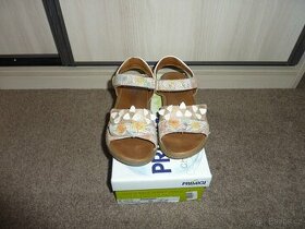 Dívčí kožené sandály Primigi vel. 35 (225 mm)