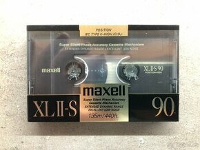 Maxell XL II-S 90 made in England 1990