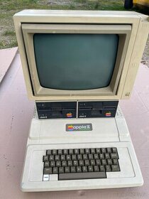 Apple II Europlus Macintosh - 1