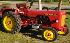 Traktor David Brown 750 Farmatic
