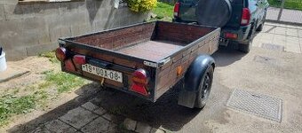 Vozík za auto