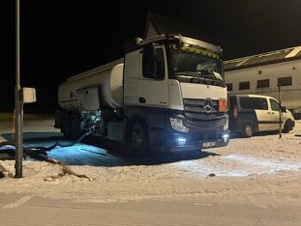Hledáme řidiče cisterny pohonných hmot a asfaltu ADR tř.3,9