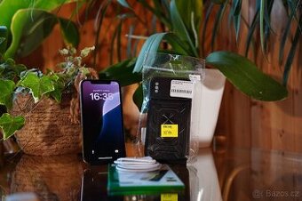 iPhone XS 64GB zlatý