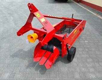 Vyoravač brambor na traktor