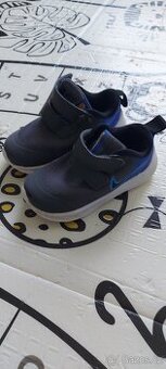 Dětské tenisky Nike vel. 22