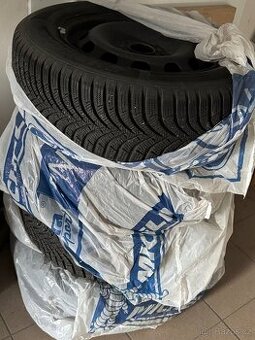 Zimní sada kol 5x108 Ford, Super stav, Nové pneu/Nové disky