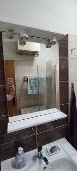 Koupelnové zrcadlo se světlem