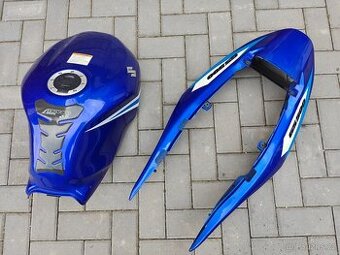 Suzuki GS 500 - plasty - sedačka - 1