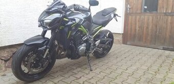 Kawasaki z 900