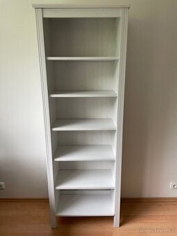 Ikea Hemnes - vysoká bílá knihovna
