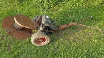 Rotační sekačka s motorem terra vari