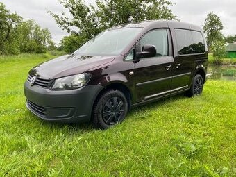 Volkswagen Caddy 1.6Tdi/55kw,rok 6/2014 naj:219tkm NAVIGACE