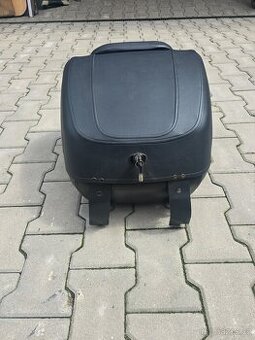 Kufr na motorku