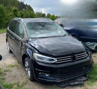 Vůz na náhradní díly VW Touran 1T3 FL 2016 DFEA QFZ LC9X