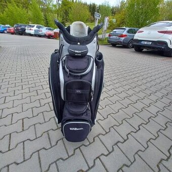 Prodám golfový bag s dámskými holemi pro praváka