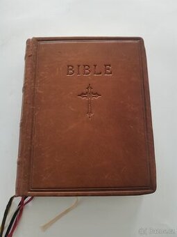 BIBLE - vázaná v pravé telecí kůži NAPA