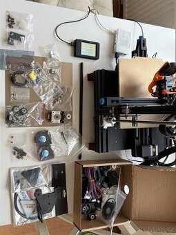Silně upravená 3D tiskárna Ender 3 V2 + Klipper +RPi 4B +CYD