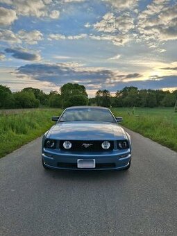 Prodám Ford mustang gt 4.6 cabrio