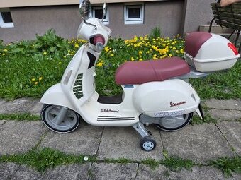 Dětský skútr Vespa