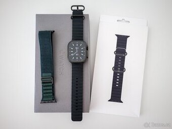 Apple Watch Ultra 2 – černý titan + 2 originální řemínky
