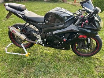 Suzuki GSXR 750