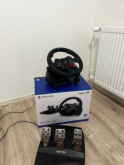 🏁 Prodám Logitech G29 + pedály – JAKO NOVÉ, záruka 2 roky 🏁