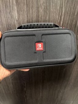 Nintendo Switch Bigben Luxusní cestovní pouzdro