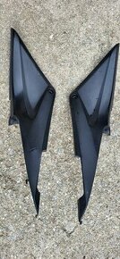 Boční podsedlové plasty použité CBR 600RR 2005