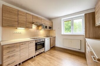 Pronájem bytu 4+1, 104 m2 - Most - J. V. Sládka, ev.č. 00741