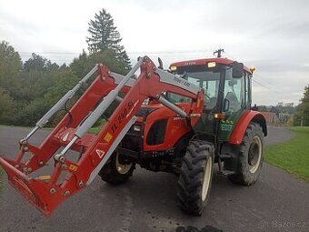 Traktor Zetor Proxima 8441 s čelním nakladačem