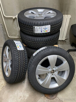 NOVÁ ZIMNÍ ALU ŠKODA SUPERB 3 TRITON 215/55/17 98V R.V 2024